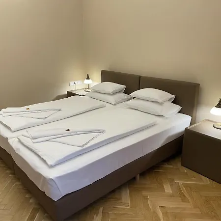 Apartment Dozsa *