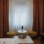 Dozsa Apartament