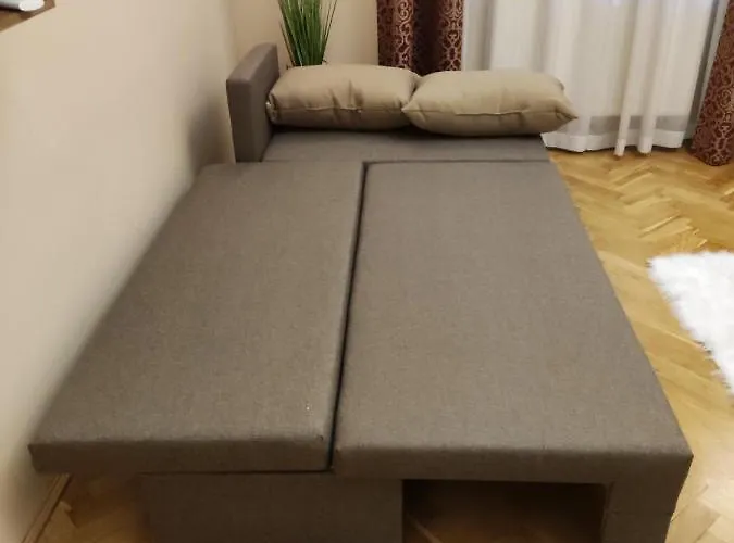 Dozsa Apartament *